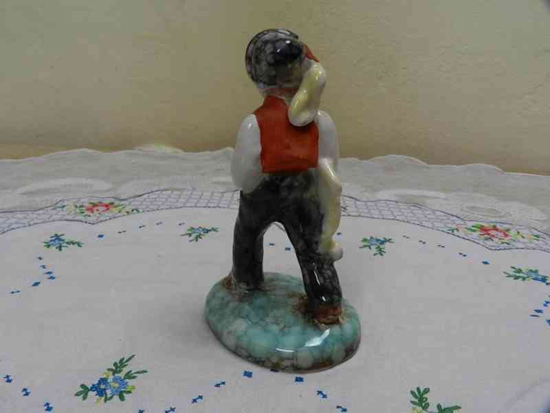 Stará soška Chlapec s Aktovkou Ditmar Urbach Teplice - foto 5