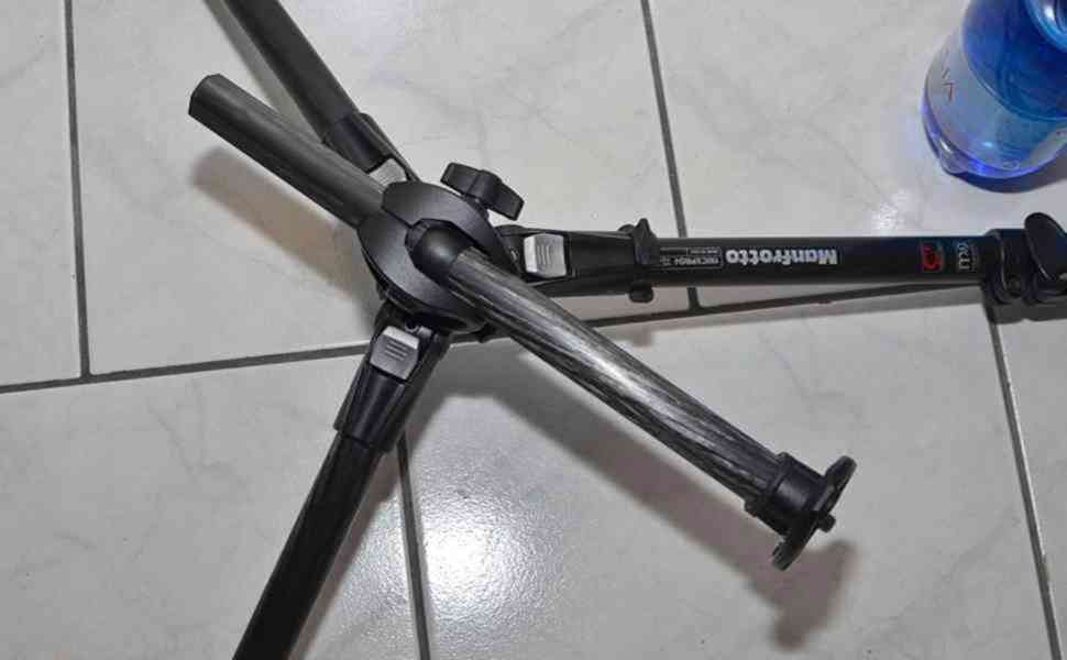 Manfrotto 190 CXPRO4 *Carbon*profesionál Stativ - foto 8