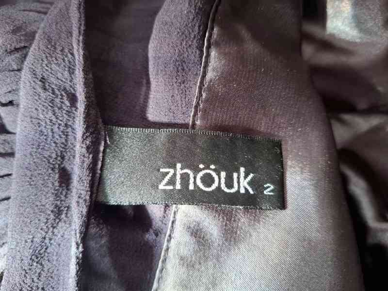 Černé hedvábné letní šaty - foto 6