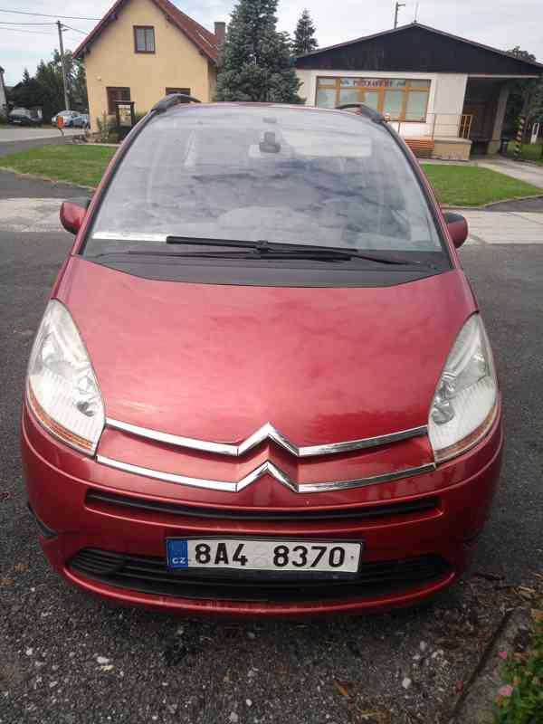 Auto - foto 1