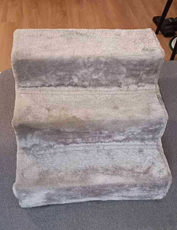 Schůdky/schody pro psa 30cm (Praha) 200 Kč - foto 1