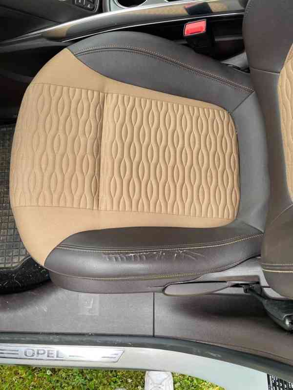 Opel Zafira Tourer - foto 5
