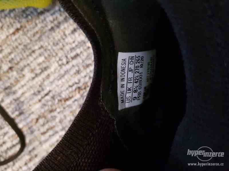 Kopačky Adidas Predator Freak.1 Low SG 42,2/3 - foto 3