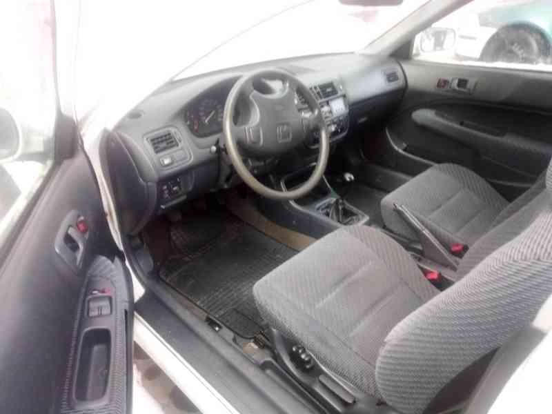 Honda Civic 6g, 1.5, 84kw, D15Z6 - foto 2