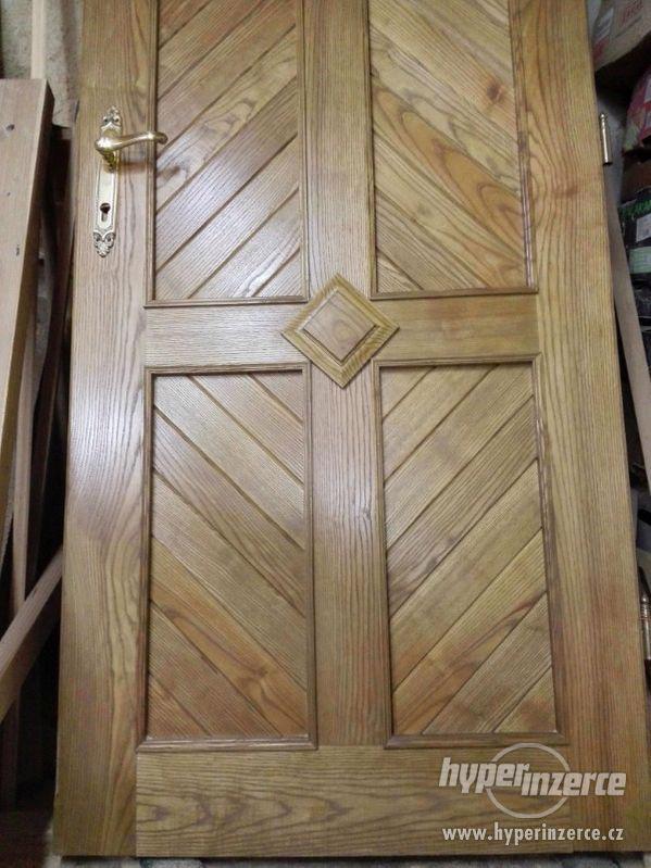 Jasanové dveře masiv - foto 2