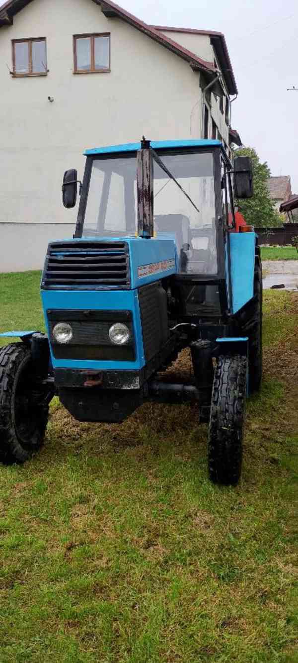 Traktor 8011 - foto 2