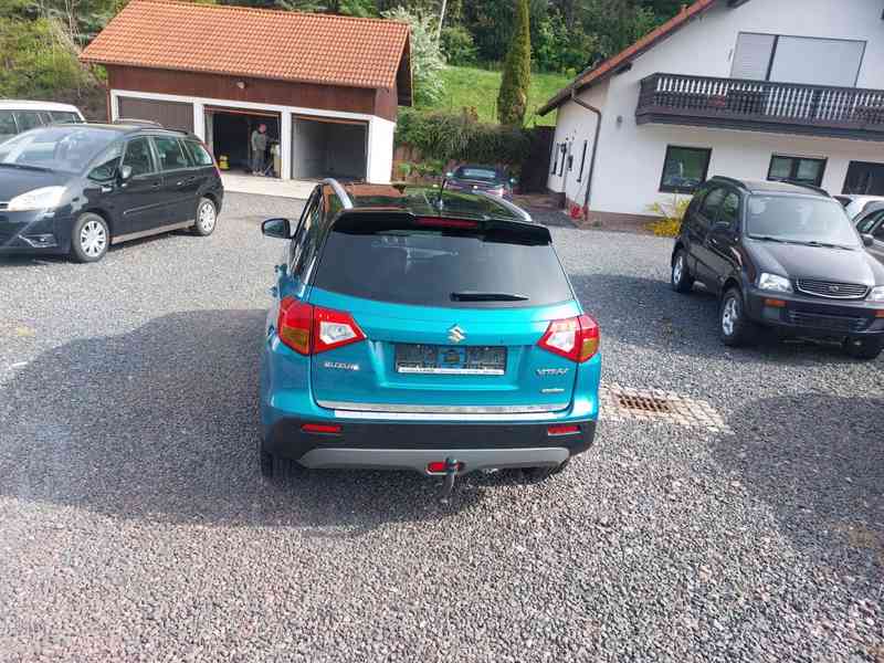 Suzuki Vitara 1.6i 4x4 benzín 88kw - foto 8