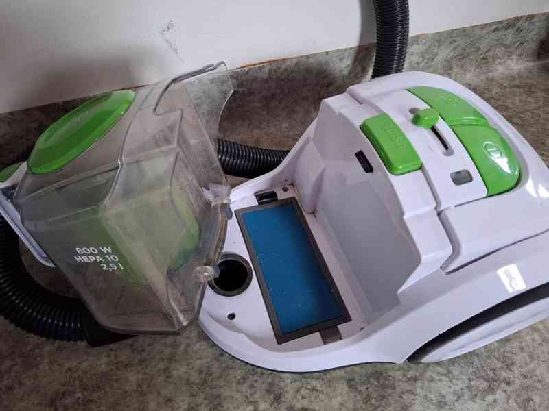 VYSAVAČ CONCEPT VP 5092, 800 W, bezsáčkový - foto 8