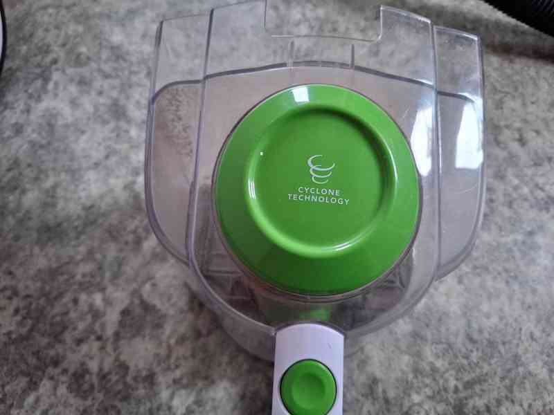 VYSAVAČ CONCEPT VP 5092, 800 W, bezsáčkový - foto 10