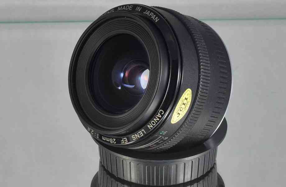Canon EF 28mm f/2.8 full-frame, pevný, širokoúhlý  - foto 3