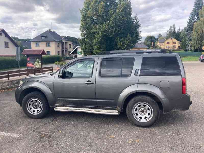 Nissan Pathfinder 2,5   2007 - foto 4