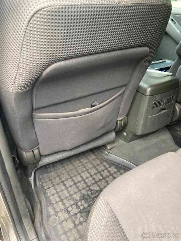 Nissan Pathfinder 2,5   2007 - foto 3