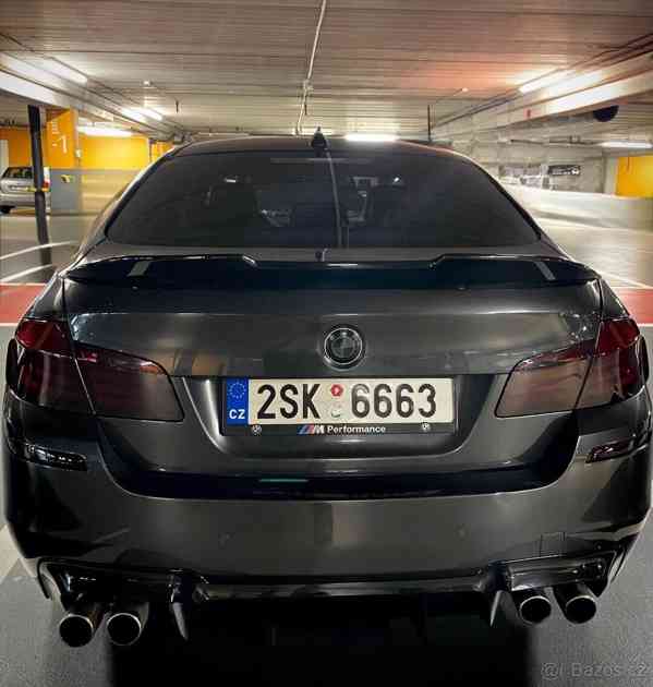 BMW Řada 5 3,0   530 f10 - foto 15