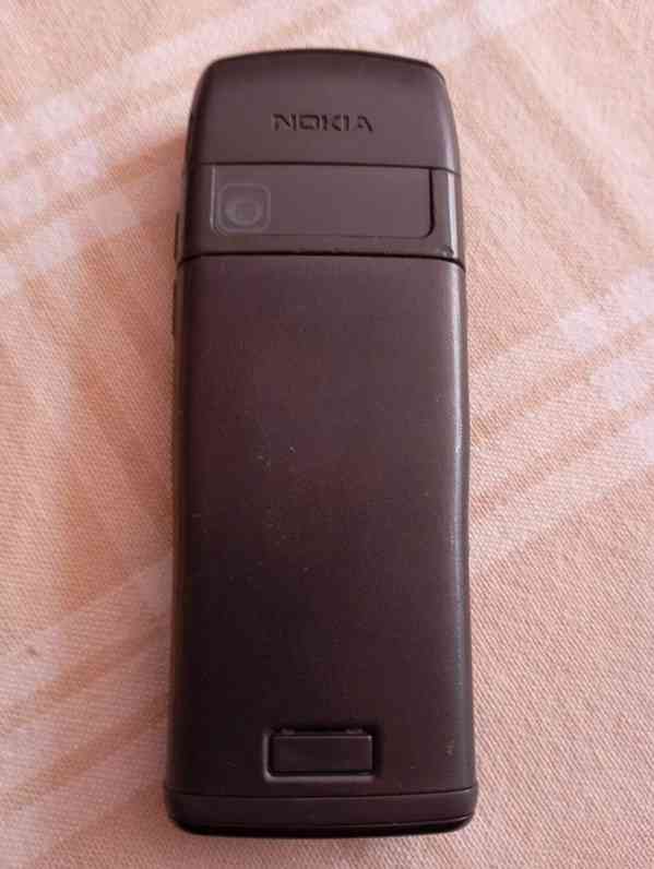 Mobilní telefon Nokia E50 - foto 2
