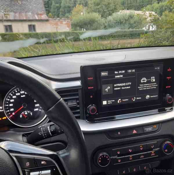 Kia Ceed 1,5   benz.118kw - foto 16