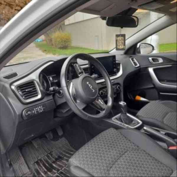 Kia Ceed 1,5   benz.118kw - foto 3