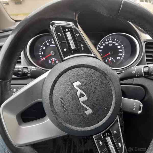 Kia Ceed 1,5   benz.118kw - foto 17