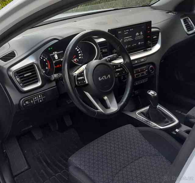 Kia Ceed 1,5   benz.118kw - foto 14