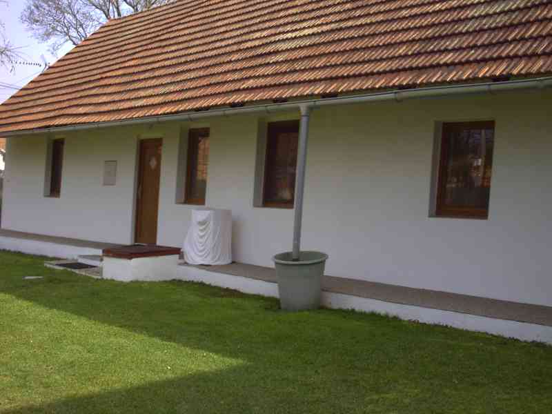 Prodej  nemovitosti s dvěma bytovými jednotkami