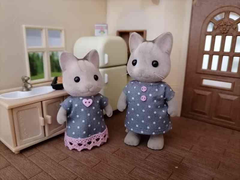 Sada šatů Sylvanian families - foto 2