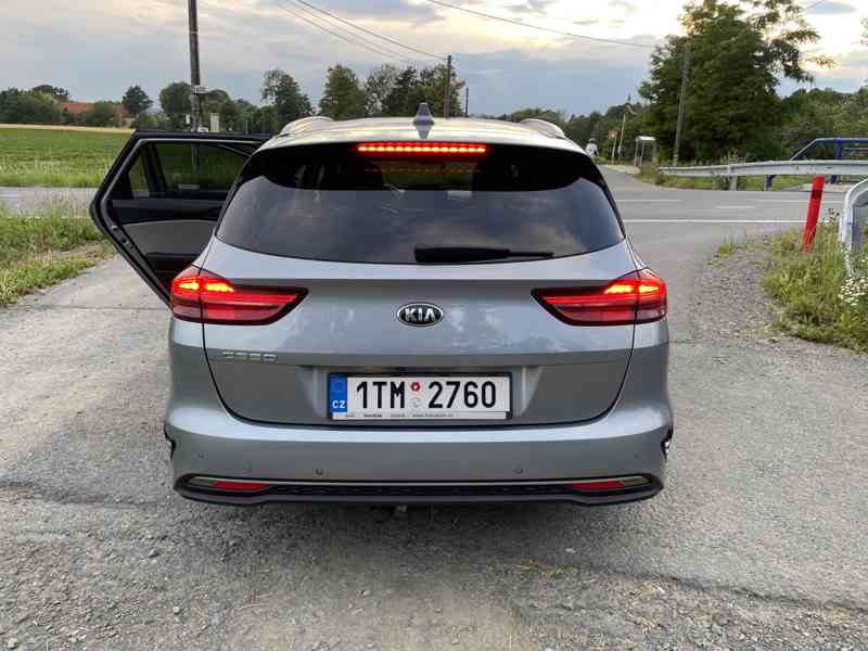 Kia ceed 11/2018 (2019) CRDI, 100 kw - foto 16