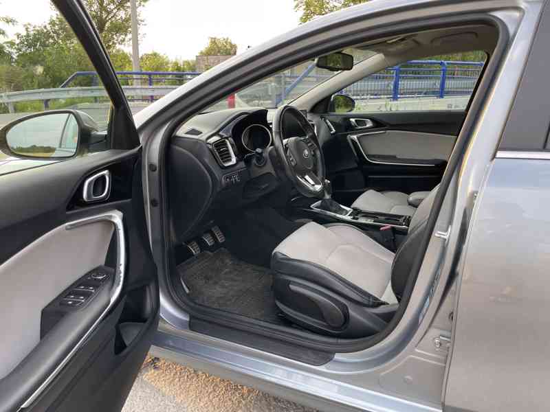 Kia ceed 11/2018 (2019) CRDI, 100 kw - foto 4