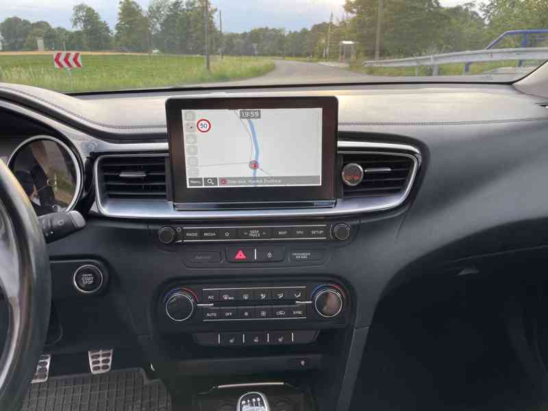 Kia ceed 11/2018 (2019) CRDI, 100 kw - foto 10
