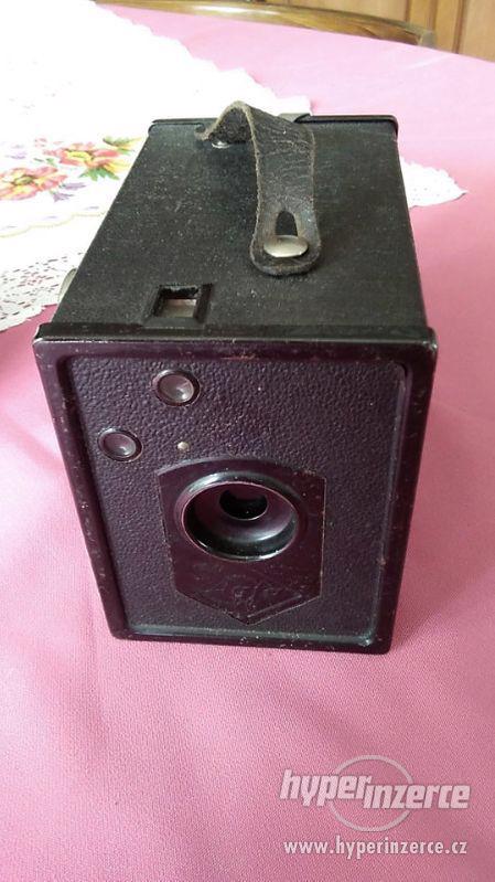 starý,historický fotoaparát Agfa Box 44 - foto 1