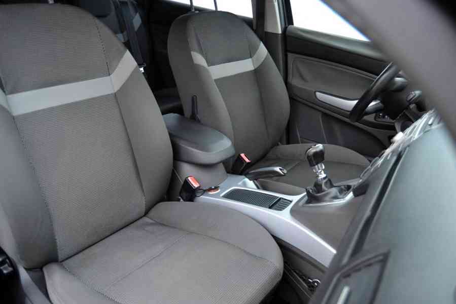 Ford Kuga 2.0 TDCI 103kW Trend - foto 13