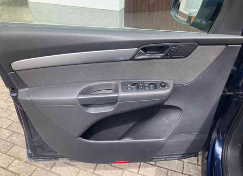 Volkswagen Sharan 2,0TDI 125kw - foto 8