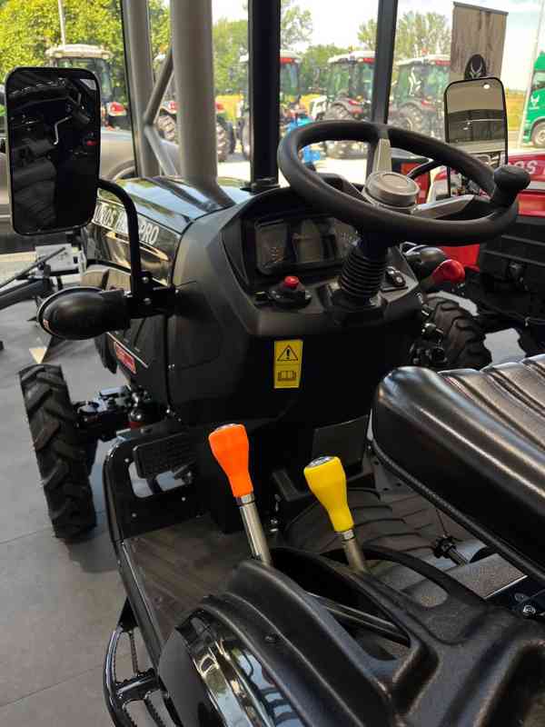 Tauros HX26 PRO 4x4 (až 26,1 koní) - foto 2