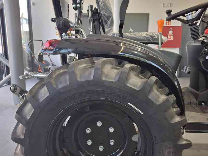 Tauros HX26 PRO 4x4 (až 26,1 koní) - foto 6