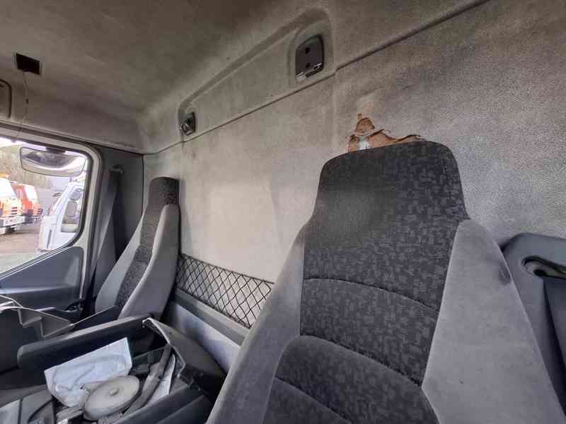 DAF LF 45.220 608 - foto 29