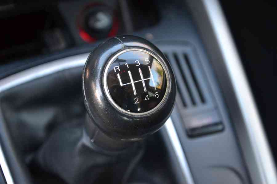 Audi Q5 Quattro 2.0 TDi 125kw/170k,198tis.km,odp.DPH, manuál - foto 11