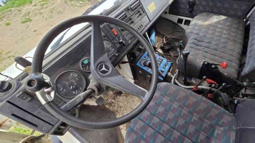 Unimog 1400 zametač 2.5m3 Schmidt komunál MB 4x4 - foto 7