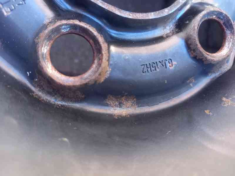 ZÁNOVNÍ zimní kola /Fabia 1,2/Room/VW Polo-185/55R15 XL - foto 3