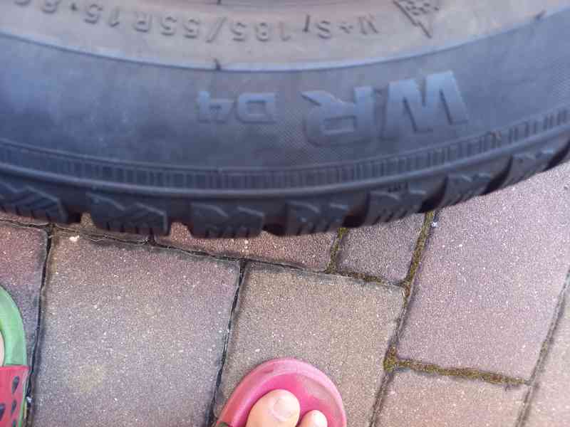 ZÁNOVNÍ zimní kola /Fabia 1,2/Room/VW Polo-185/55R15 XL - foto 6