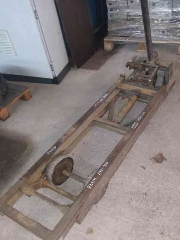 Paletový zdvižný vozík 1600 kg (13716.) - foto 13