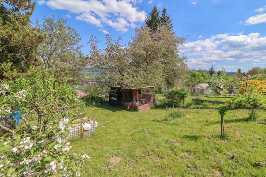 Prodej zahrady s chatkou v Sušici - foto 16