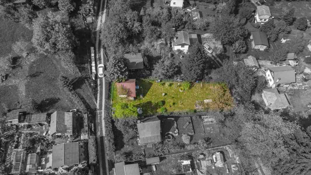 Prodej zahrady s chatkou v Sušici - foto 8