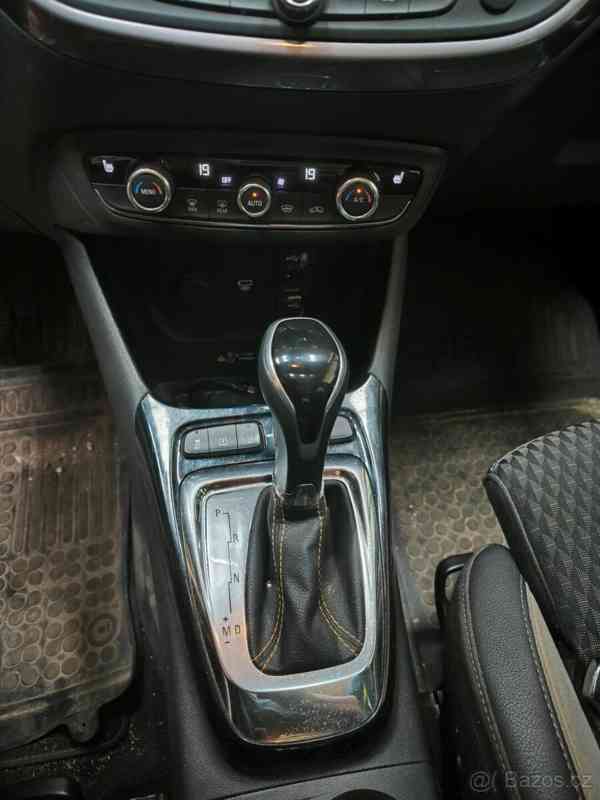 Opel Crossland 1,5 D automat - foto 15