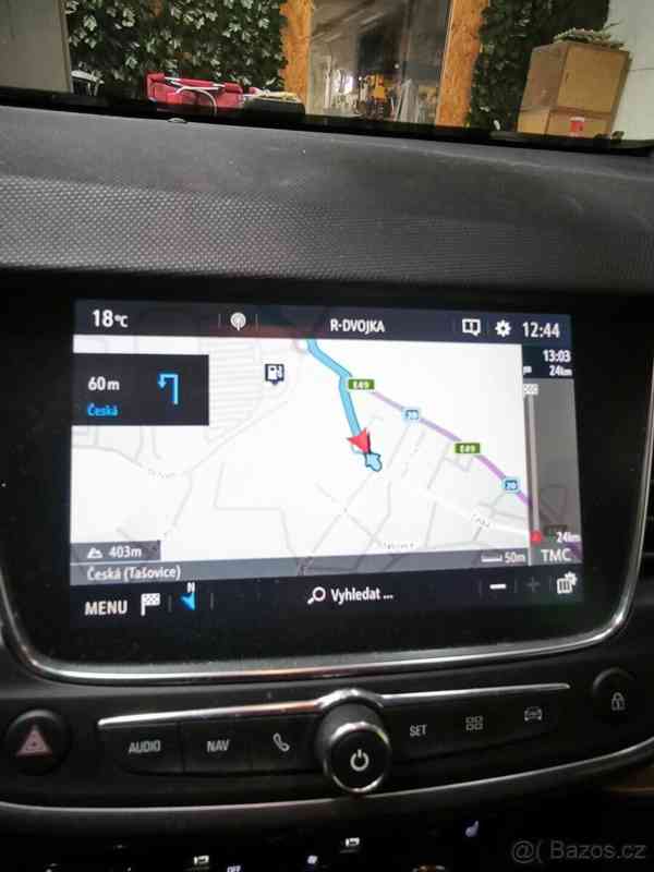Opel Crossland 1,5 D automat - foto 8