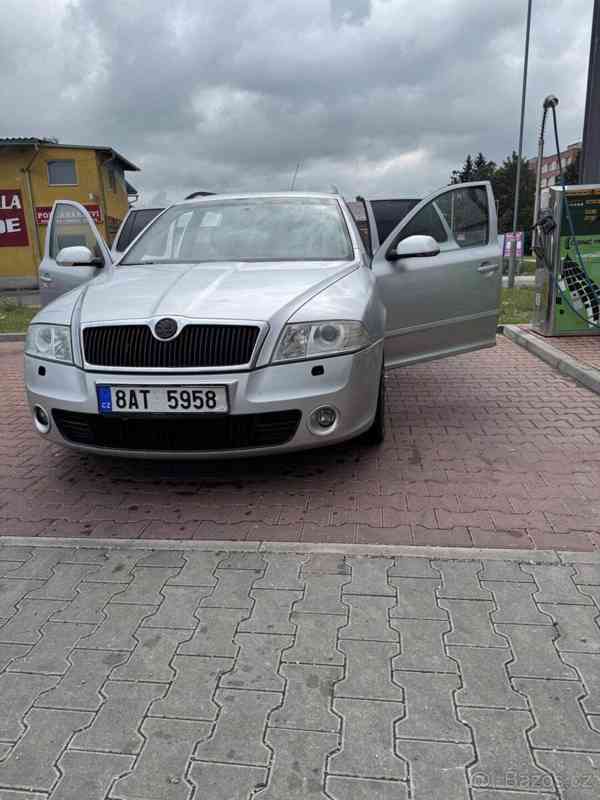 Škoda Octavia 2,0   Škoda Oktavia - foto 5