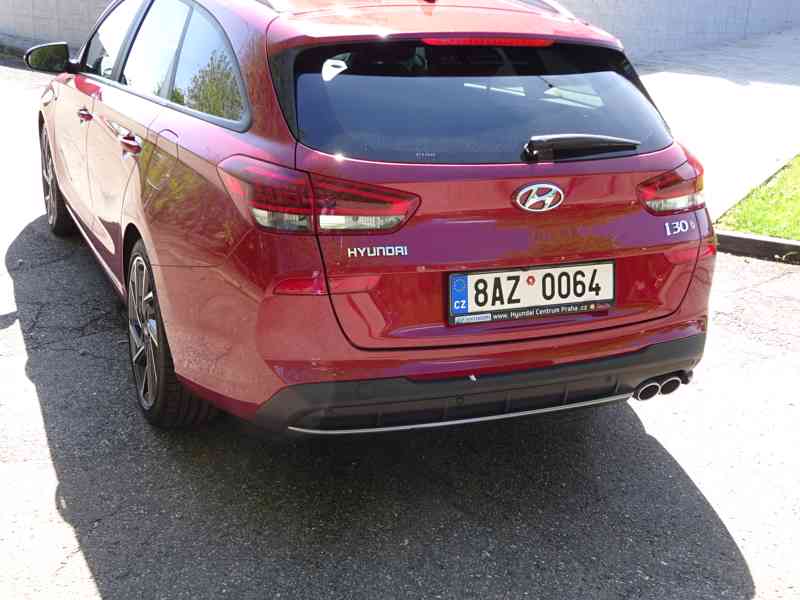 Hyundai i30 1.5 GDI MHEV r.v.2021 1.Maj.serv.kníž.ČR - foto 4