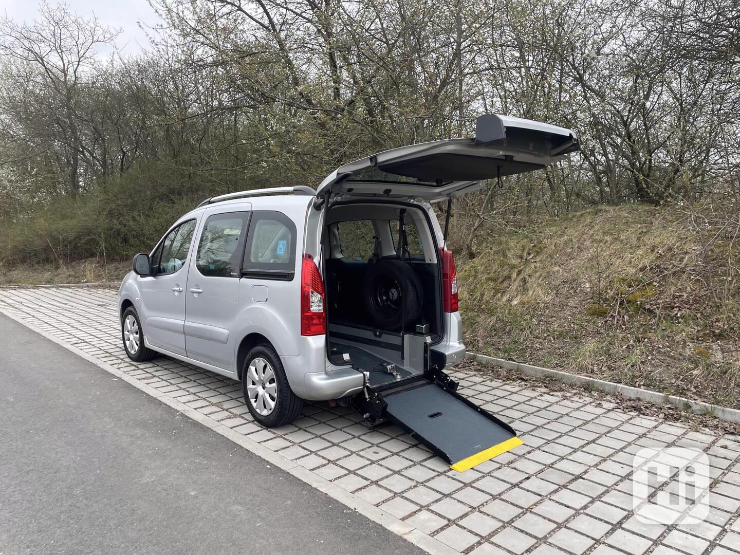 Citroën Berlingo: pro převoz vozíčkáře - foto 1