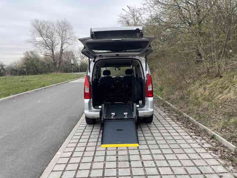Citroën Berlingo: pro převoz vozíčkáře - foto 5