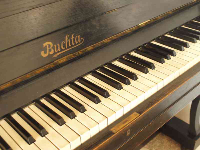 klavír zn. Buchta - foto 4