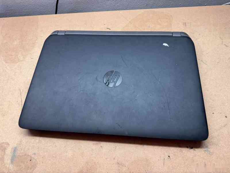 Predám pokazený notebook na náhradné diely zn.HP 455 G2 - foto 5
