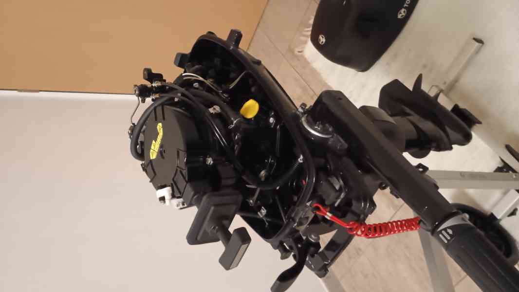 Lodní Motor Tohatsu 5hp - foto 3