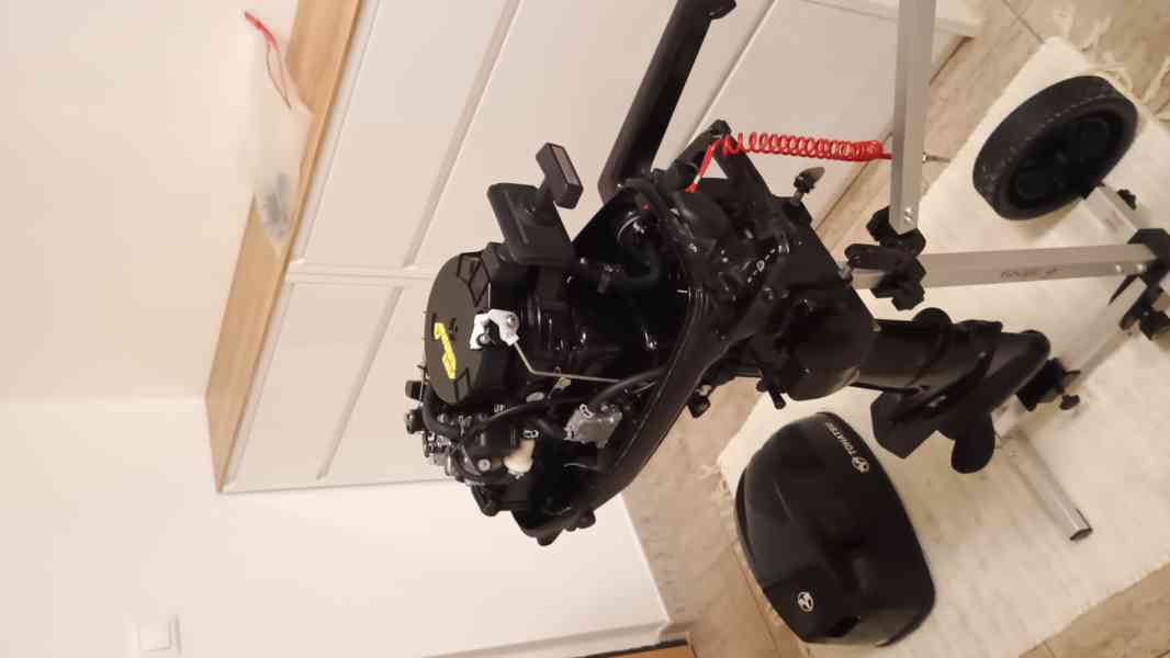 Lodní Motor Tohatsu 5hp - foto 4
